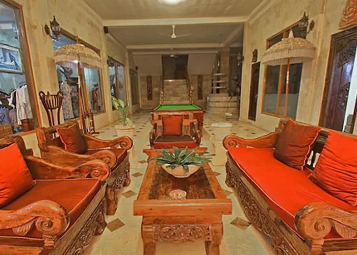 Oyo 2334 Melka Excelsior Singaraja