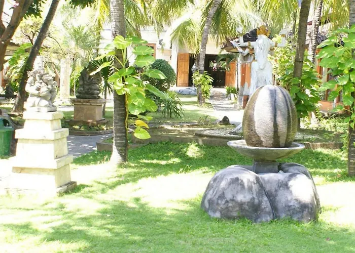 Oyo 2334 Melka Excelsior ホテル Singaraja